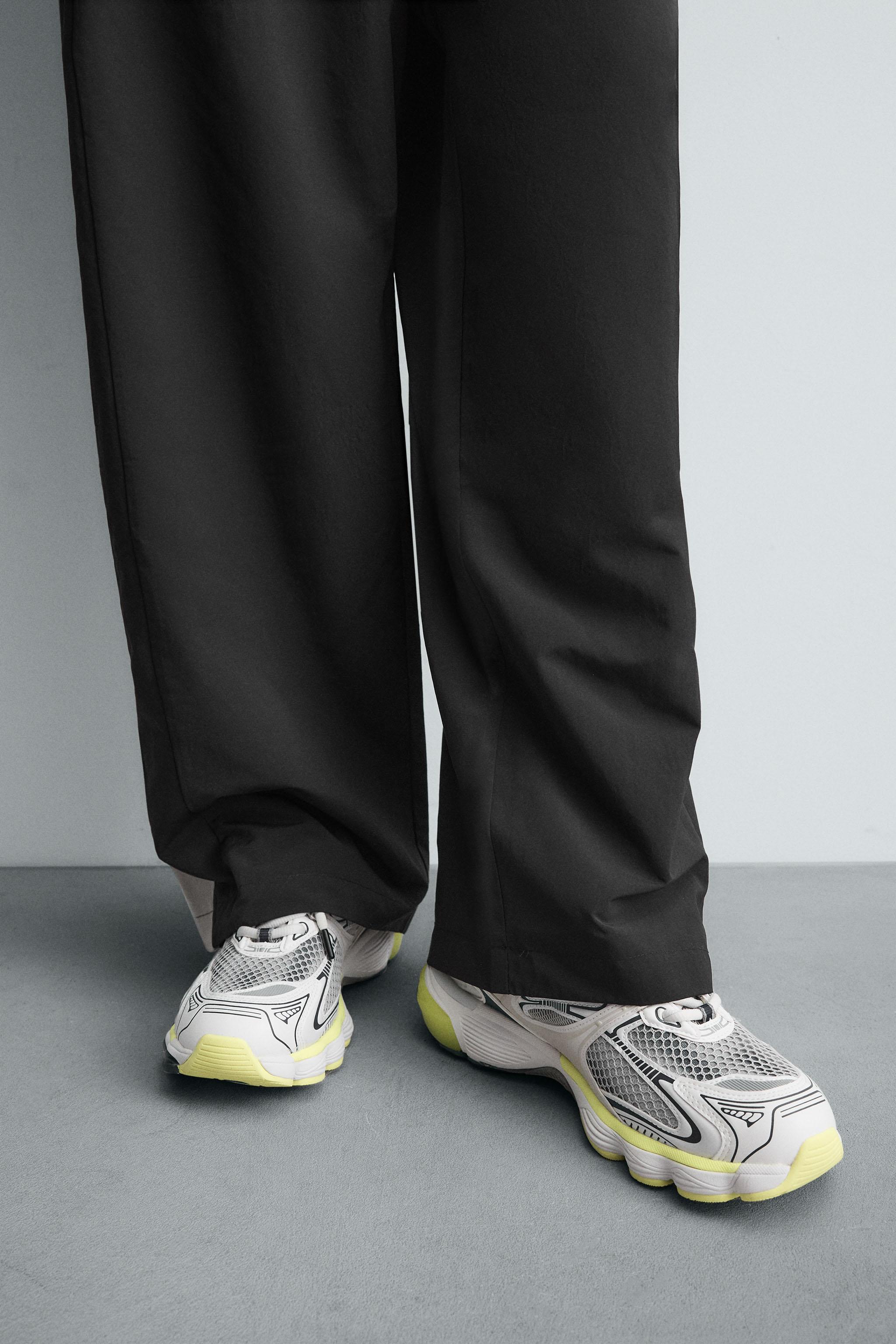 BASKETS À SEMELLES ÉPAISSES